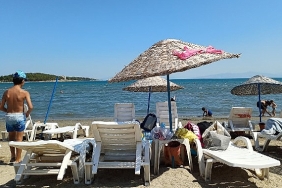 narlidere-belediyesi-ozel-gereksinimli-bireyleri-ve-cocuklari-denizle-bulusturdu.jpg
