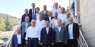 nevsehir-belediye-baskani-rasim-ari-nevsehir-ticaret-ve-sanayi-odasina-ntso-iade-i-ziyarette-bulundu.jpg