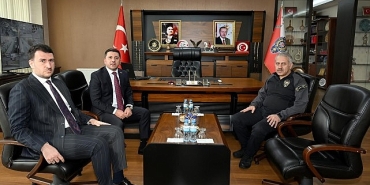 nevsehir-belediye-baskani-rasim-aridan-il-emniyet-mudurlugune-ziyaret.jpg