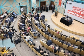 niluferde-demokrasi-ve-baris-bulusmasi.jpg