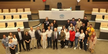 niluferde-yerel-yonetimler-ve-saglik-bulusmasi.jpg