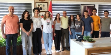ogrencilerden-baskan-topalogluna-tesekkur-ziyareti.jpg