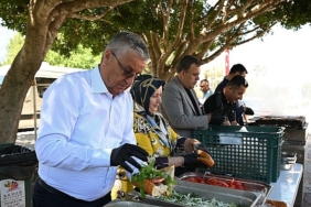 ogrencilere-deneme-sinavi-sonrasi-mangal-partisi.jpg