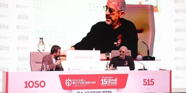 okan-bayulgen-tek-care-kitap-okumak.jpg