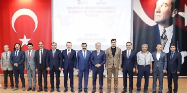 oryantalist-dusunce-baglaminda-bati-politikalari-tartisiliyor.jpg