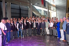 osmangazi-belediyesi-gazileri-en-ozel-gunlerinde-unutmadi.jpg