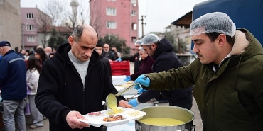 osmangazi-belediyesi-ramazan-bereketini-sirameselere-tasidi.jpg