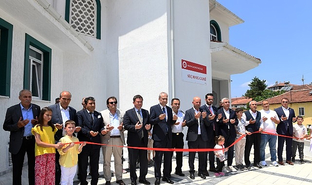 osmangazi-belediyesinden-seckoy-mahallesi-camiine-hizmet-eli.jpg
