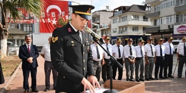 sanli-tarihimize-altin-harflerle-yazilmis-buyuk-zaferin-102-yil-donumu-iznikte-duzenlenen-torenlerle-kutlandi.jpg