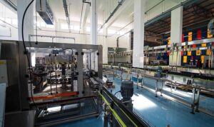 sasal-su-fabrikasi-buyuk-dolum-tesisi-ve-sasal-muzesi-19-martta-aciliyor-q1QnATwr.jpg