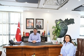 sef-ayten-sanerden-baskan-kocamana-ziyaret.jpg