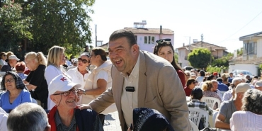 seferihisarda-yas-almis-vatandaslar-unutulmaz-bir-gun-gecirdi.jpg