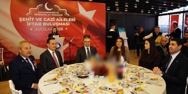 sehit-aileleri-ve-gaziler-avcilar-belediyesinin-iftar-yemeginde-bulustu.jpg