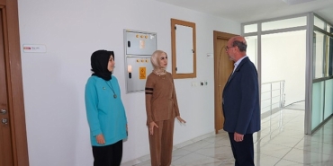 selcuklu-belediye-baskani-ahmet-pekyatirmaci-selcuklu-belediyesi-tarafindan-yazir-mahallesine-kazandirilan-yazir-sosyal-tesisini-ziyaret-etti.jpg