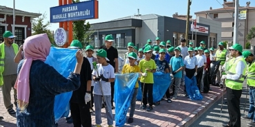 selcuklu-cevre-temizliginde-farkindalik-olusturmaya-devam-ediyor.jpg
