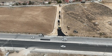 selcukluda-asfalt-calismalari-devam-ediyor.jpg