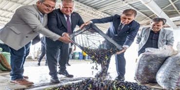 sezonun-ilk-zeytinyagi-baskan-tugaydan.jpg
