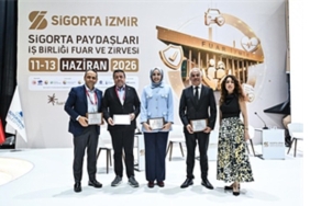 sigorta-izmirde-gelecegin-riskleri-ve-firsatlari-masaya-yatirildi.jpg