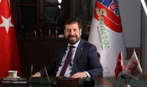 sindirgi-belediye-baskani-ekrem-yavas-4-donem-icin-adayligini-acikladi-ve-yeni-projeleriyle-heyecan-3bJwSWsM.jpg