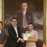 singapur-cumhuriyeti-buyukelcisi-kok-li-pengden-ozdemire-ziyaret.jpg