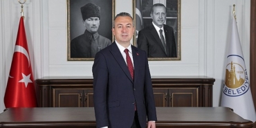 sivas-belediye-baskani-dr-adem-uzun-19-eylul-gaziler-gunu-munasebetiyle-bir-mesaj-yayinladi.jpg