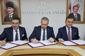 sivas-esnafina-yakisacak-yeni-hizmet-binasi-icin-imzalar-atildi.jpg