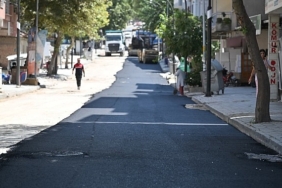 soma-turgutalp-mahallesi-tarihinde-ilk-kez-sicak-asfaltla-bulusuyor.jpg
