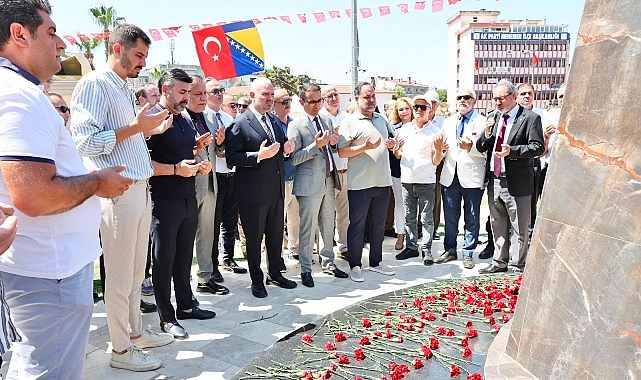 srebrenitsa-soykirimi-kurbanlari-menemende-anildi.jpg