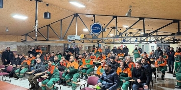 temizlik-emekcilerine-yeni-yil-ziyareti.jpg