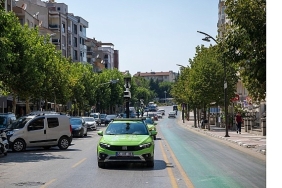 test-surusunu-baskan-dutlulu-yapti.jpg