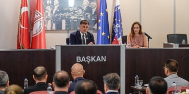 tugay-karsiyaka-iskelesinin-yenilenmesi-gundemimizde.jpg
