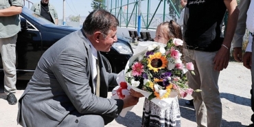tugaydan-damlacik-turu-muhtarlarimizla-calismayi-onemsiyorum.jpg