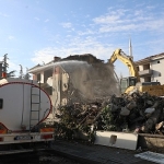 turgutalp-kentsel-donusumde-2-ve-3-etap-yikimlari-basladi.jpg
