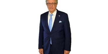 turk-halicilari-ingiltere-pazarinda-zirveyi-hedefliyor.jpg