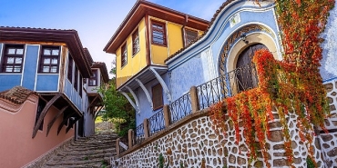 turkiyeden-otobusle-gidilebilecek-en-guzel-yurt-disi-sehirleri.jpg