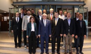 tutun-sektoru-2024-yilinda-1-milyar-dolar-ihracat-hedefliyor-WMwKW5wf.jpg
