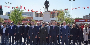 ulu-onder-ataturkun-edremite-gelisinin-91-yili-coskuyla-kutlandi.jpg