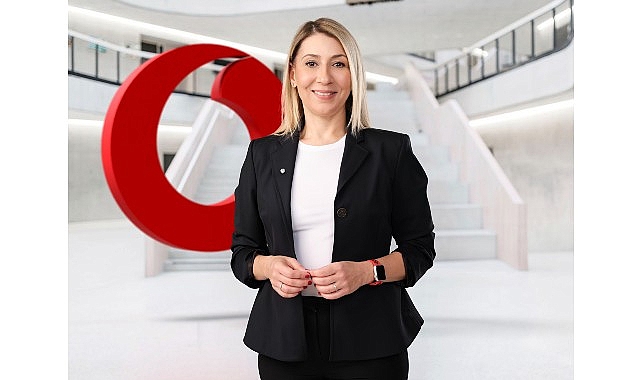 vodafone-dunya-musteri-deneyimi-gununde-paydaslariyla-her-gun-daha-iyi-bir-deneyim-hedefini-kutladi.jpg