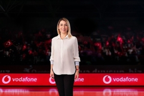 vodafonedan-avrupa-voleybol-sampiyonasinda-hediye-yagmuru.jpg