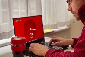 vodafonedan-fiberde-turkiye-rekoru-100g-pon-ile-saniyede-121-gigabit.jpg