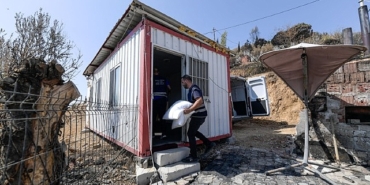 yanginlarin-ardindan-izmirin-yaralari-sariliyor-buyuksehirden-71-haneye-3-bucuk-milyon-tlyi-asan-destek.jpg