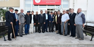 yaslilarimiza-sahip-cikarak-onlarin-hayatlarini-kolaylastirmak-icin-var-gucumuzle-calisacagiz.jpg