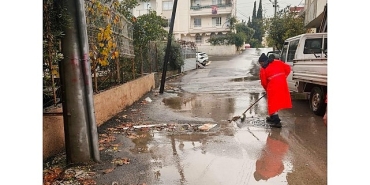 yenisehir-belediyesi-yagisa-karsi-sahada-merkez-ve-kirsalda-es-zamanli-mudahale.jpg