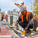 Yenişehir’de yol ve kaldırımlar yenileniyor