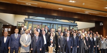 zeytin-ve-zeytinyagi-ihracatcilarinde-emre-uygun-guven-tazeledi.jpg