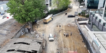 zeytinburnunda-sokak-ve-yol-yenileme-calismalari-devam-ediyor.jpg